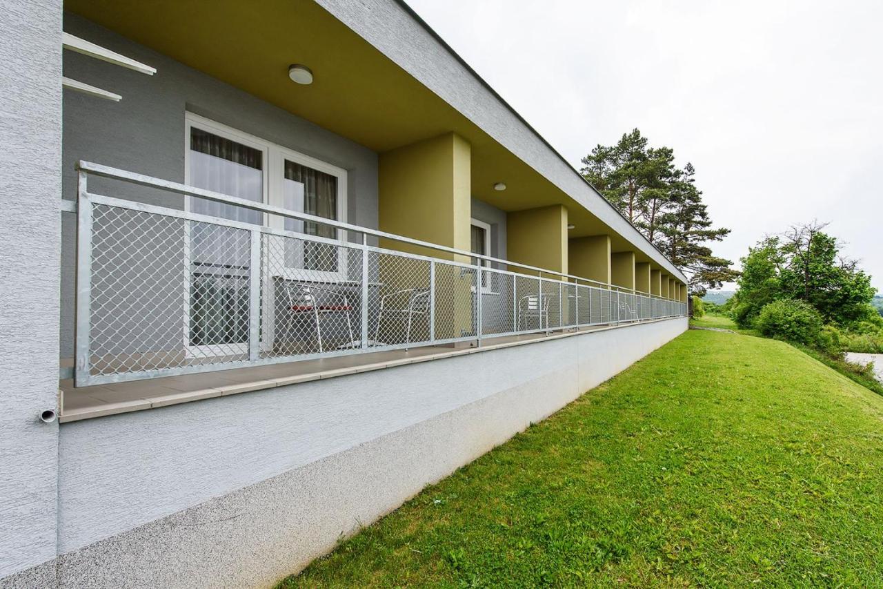 Hotel Rakovec Brno Zewnętrze zdjęcie