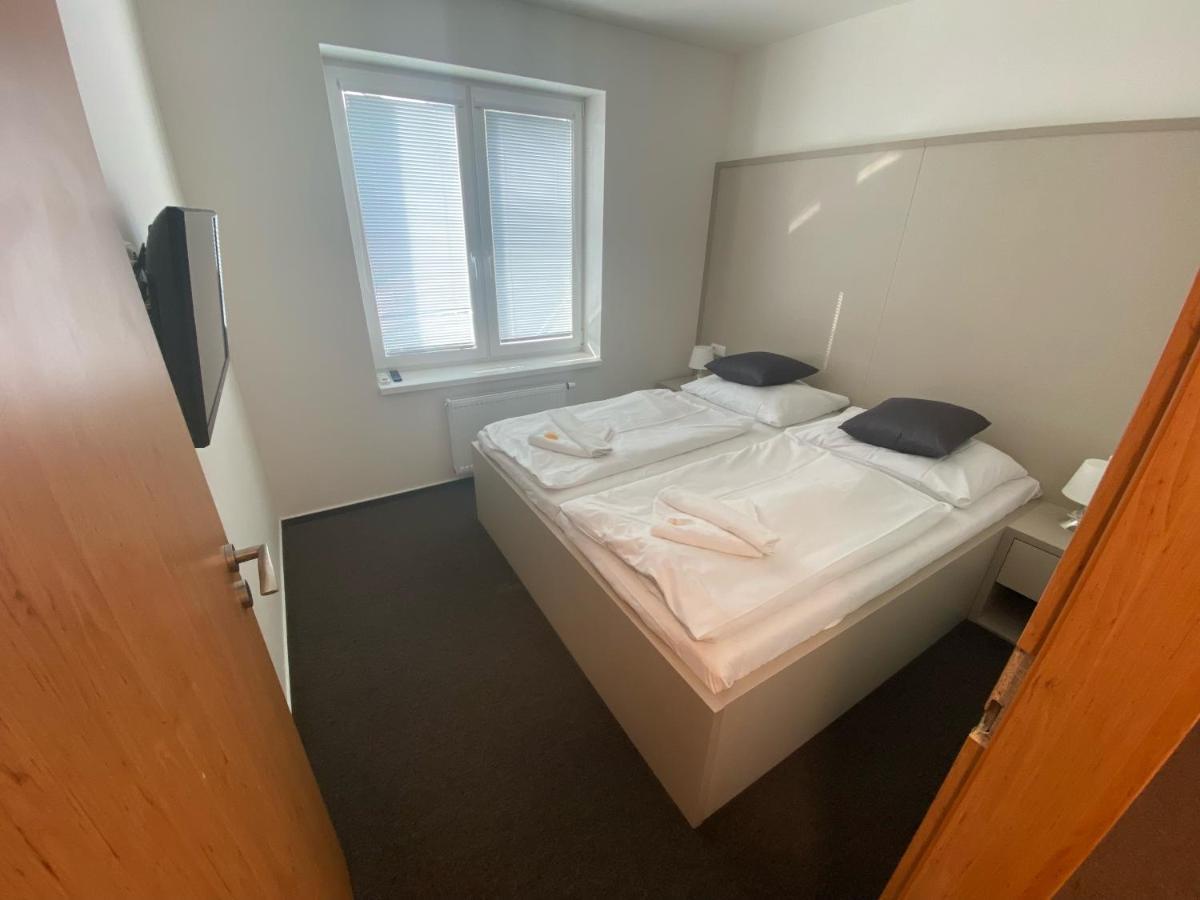 Hotel Rakovec Brno Zewnętrze zdjęcie